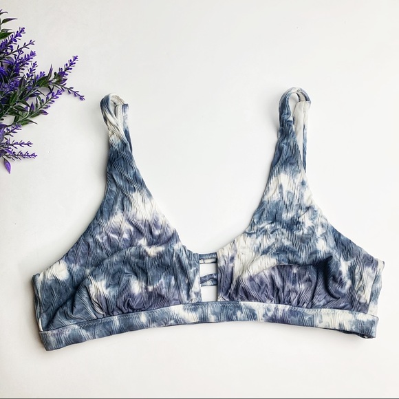 Athleta Other - Athleta Grey Blue Tie Dye Athletic Sports Bra